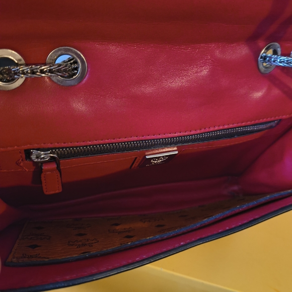 Black MCM Diamond Disco Flap 2 Way Crossbody With Swarovski Crystal Accents-GUC - Picture 6 of 9